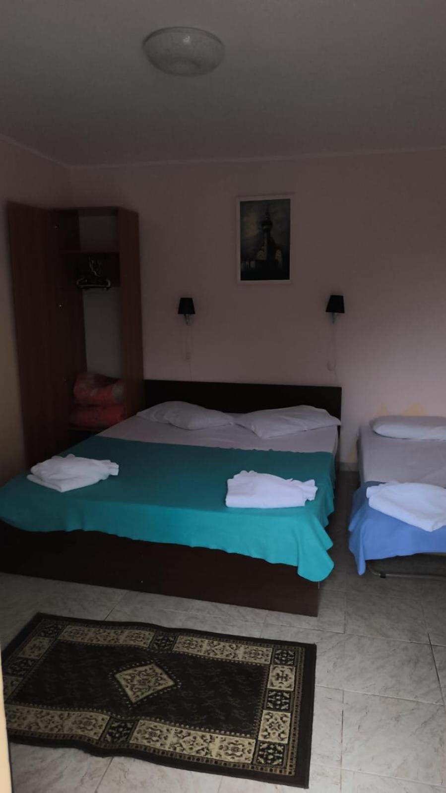 Vila Robert Hotel Schitu Buitenkant foto