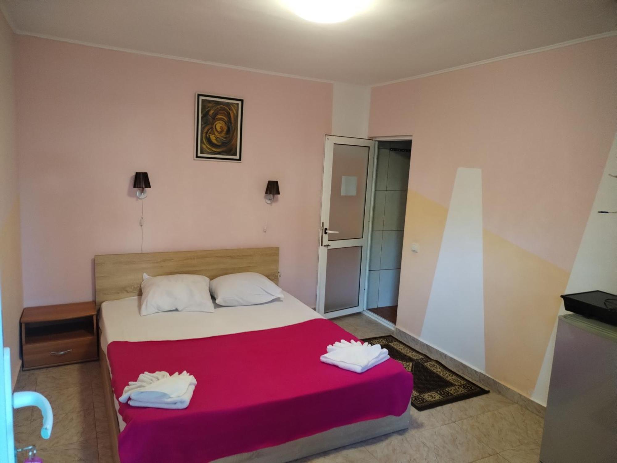 Vila Robert Hotel Schitu Buitenkant foto